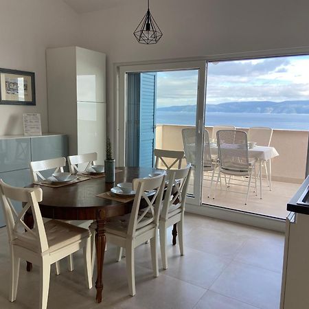 Apartments Villa Iva ラヴニ エクステリア 写真